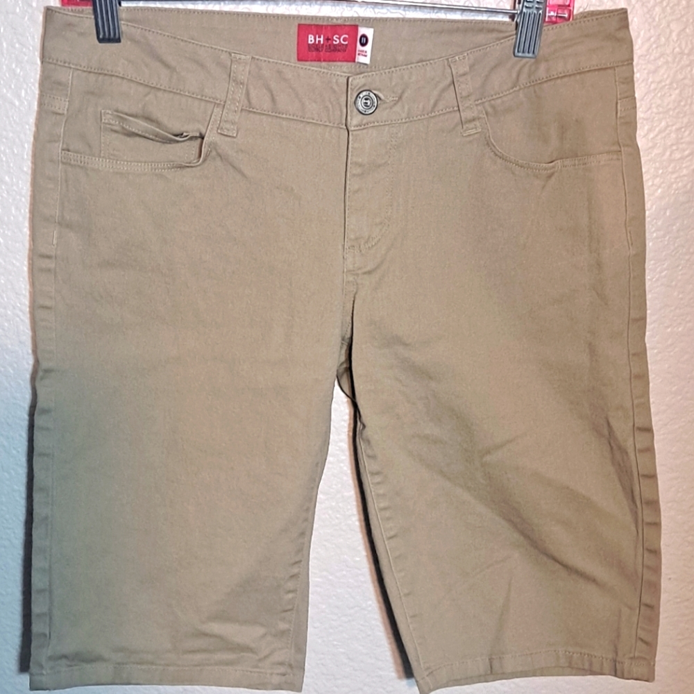 Khaki Shorts || Size 11 (Juniors)